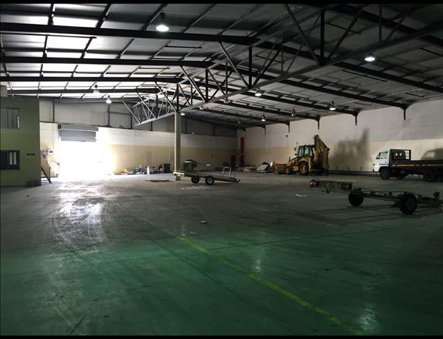 2,700M² FACTORY TO LET IN BEACONVALE